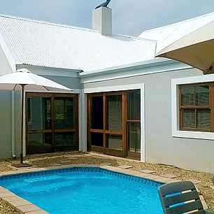Pool at Eldorado Self-catering Guest House Riebeek Kasteel.